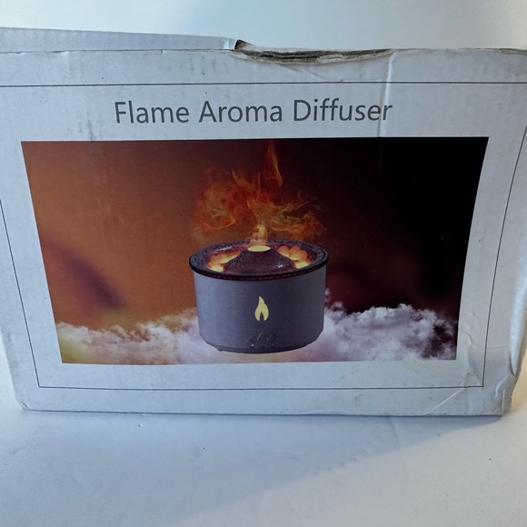 LED Flame Aroma Diffuser - Picture 12 of 13